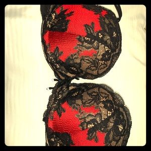 VS Black and Red Lace push-up bra
